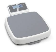 Kern MPD250K100M - Professionele step-on-personenweegschaal 
